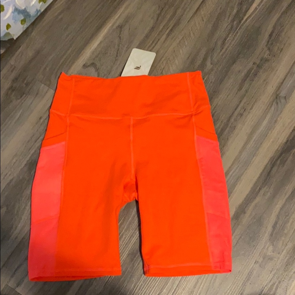 Fabletics high waisted pocket shorts